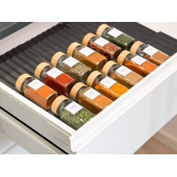 12 Krydderiglas med labels